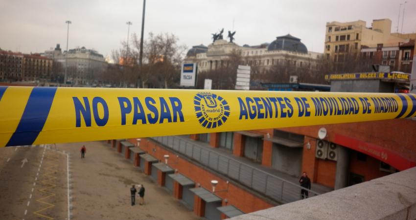 No pasar. Agentes de Movilidad de Madrid. CC https://flic.kr/p/9edsje